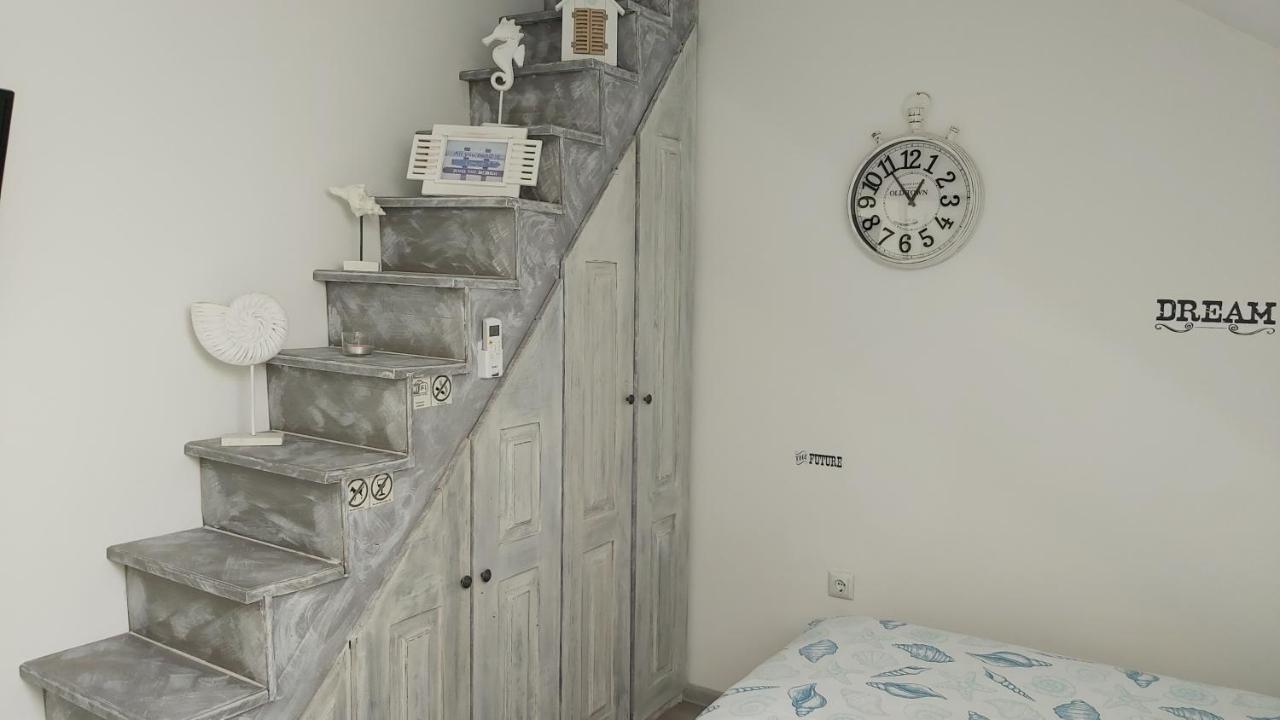 Rooms Grizzly Szluin Kültér fotó